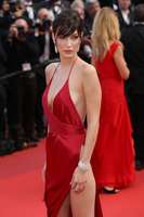 Bella Hadid mug #G870148