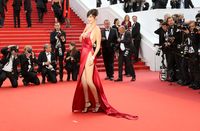 Bella Hadid mug #G870154