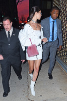 Bella Hadid Sweatshirt #2699905