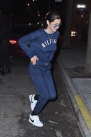 Bella Hadid Sweatshirt #2699920