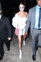 Bella Hadid Sweatshirt #2699932