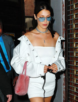 Bella Hadid t-shirt #2699963