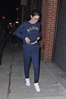 Bella Hadid t-shirt #2700102