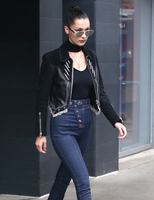 Bella Hadid mug #G945031