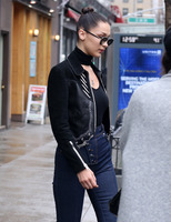 Bella Hadid t-shirt #2702945