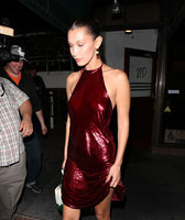 Bella Hadid Sweatshirt #2725355