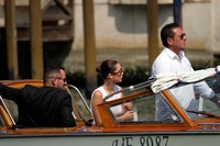 Bella Hadid Sweatshirt #2725385