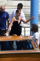 Bella Hadid t-shirt #2725629