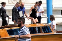 Bella Hadid Sweatshirt #2725682