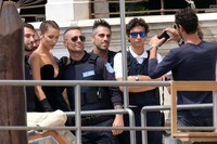 Bella Hadid mug #G967930