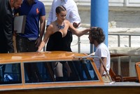 Bella Hadid Sweatshirt #2725900