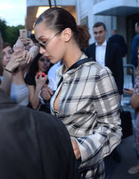 Bella Hadid mug #G968098