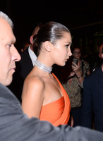 Bella Hadid Sweatshirt #2726031