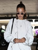 Bella Hadid mug #G968136