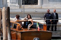 Bella Hadid Sweatshirt #2726054