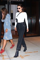 Bella Hadid mug #G968385