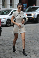 Bella Hadid t-shirt #2808183