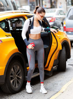 Bella Hadid mug #G1050311