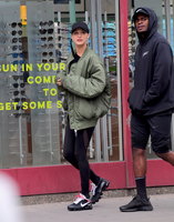 Bella Hadid Sweatshirt #2871521