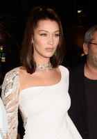 Bella Hadid Sweatshirt #2871572
