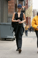 Bella Hadid t-shirt #2871585