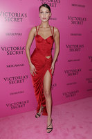 Bella Hadid mug #G1113749