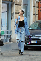 Bella Hadid Sweatshirt #2871702