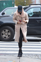 Bella Hadid mug #G1113886