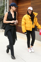 Bella Hadid mug #G1113887