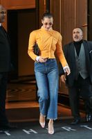 Bella Hadid t-shirt #2917772