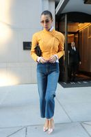 Bella Hadid Sweatshirt #2917921