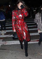 Bella Hadid Sweatshirt #2917945