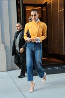 Bella Hadid Sweatshirt #2917947