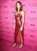 Bella Hadid hoodie #2918026