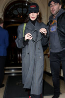 Bella Hadid Sweatshirt #2949677