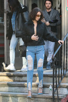 Bella Hadid Sweatshirt #2949700