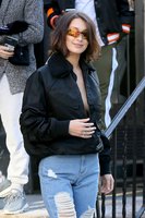 Bella Hadid t-shirt #2950087