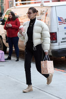 Bella Hadid mug #G1346290