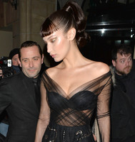 Bella Hadid mug #G1346302