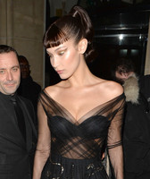 Bella Hadid Sweatshirt #3104225