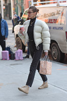 Bella Hadid mug #G1346377