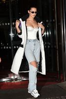 Bella Hadid mug #G1346385