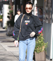 Bella Hadid longsleeve t-shirt #3242503