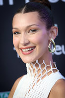 Bella Hadid Sweatshirt #3304091