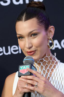 Bella Hadid longsleeve t-shirt #3304133