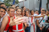 Bella Hadid Sweatshirt #3304150