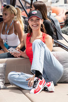 Bella Hadid mug #G1553754