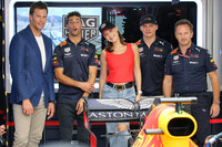 Bella Hadid longsleeve t-shirt #3311678