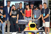 Bella Hadid longsleeve t-shirt #3313344