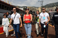 Bella Hadid Sweatshirt #3313407